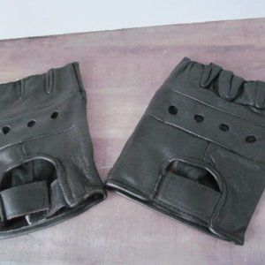 Motorcycle Black Leather Gloves NWOT Fingerless Gloves Bike rider Leather gloves